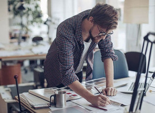 精神堡壘的設(shè)計(jì)理念，精神堡壘制作前期設(shè)計(jì)工作